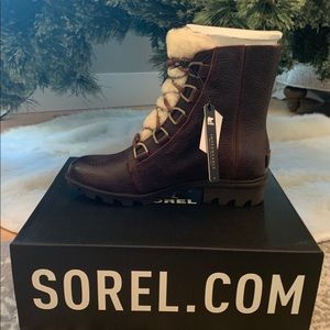 Sorel Phoenix Short Lace Cozy Waterproof